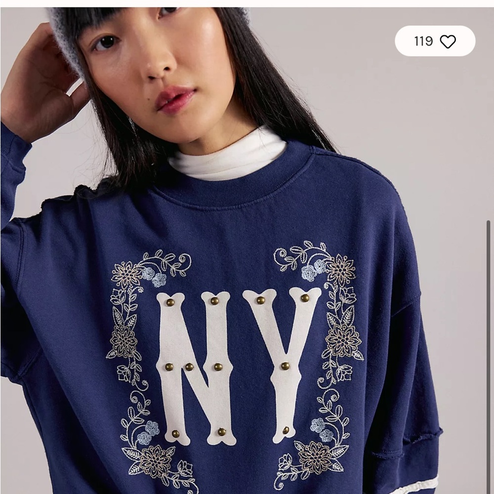 Free People Navy and White Sweatshirt